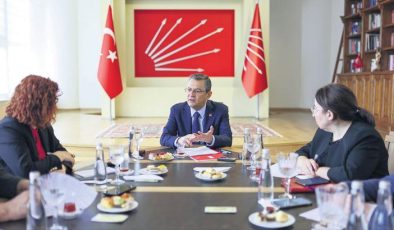 CHP Genel Başkanı Özgür Özel’den ‘Hatay eleştirileri’ne yanıt: Alternatif görürsem Savaş’ı değiştiririm